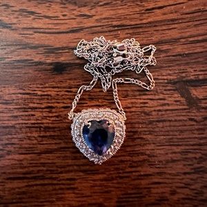 Blue sapphire heart-shaped silver chain necklace